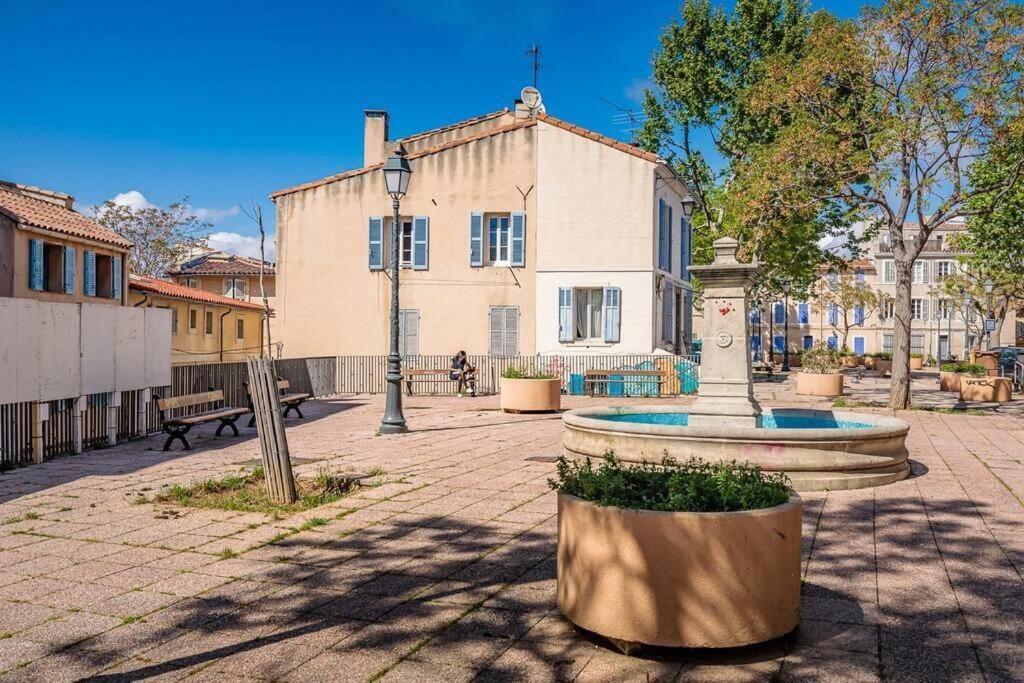 Appartement 5*, Climatise, Avec Terrasse Au Quartier Le Panier Marseille Exteriör bild