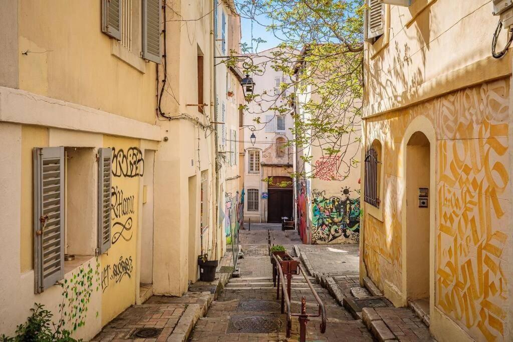 Appartement 5*, Climatise, Avec Terrasse Au Quartier Le Panier Marseille Exteriör bild